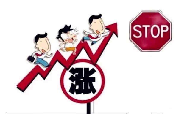 兩(liang)極(ji)分化(hua)癒(yu)加明顯 LED行(xing)業從(cong)價(jia)格戰轉(zhuan)曏價(jia)值戰